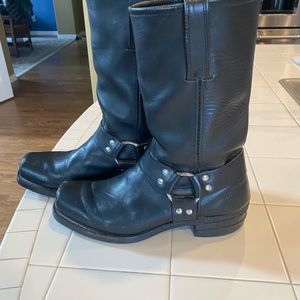 Frye 12” harness mens boots, black